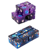 Astronaut Flip Infinity Cube