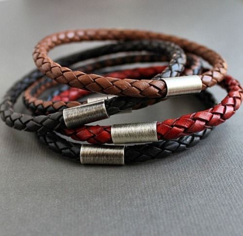 Leather Bracelets: Timeless Style and Versatility