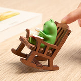 Frog Cute Graduation Cure Small Ornaments Office Station Emotional Stability Table Decoration Birthday Decompression Gift