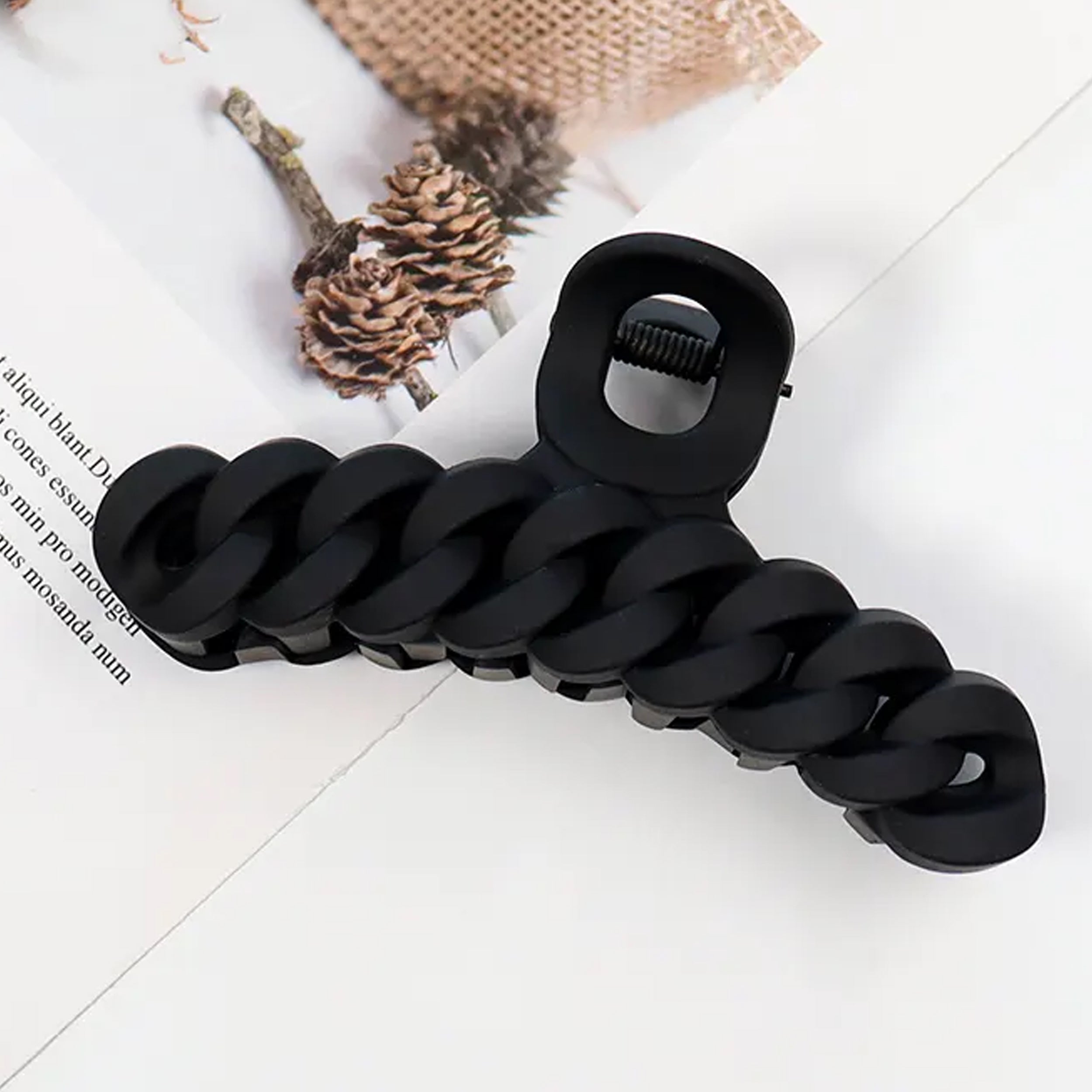 Hold Your Hair Up in Style with Big Claw Hair Clips For Women Long Hair