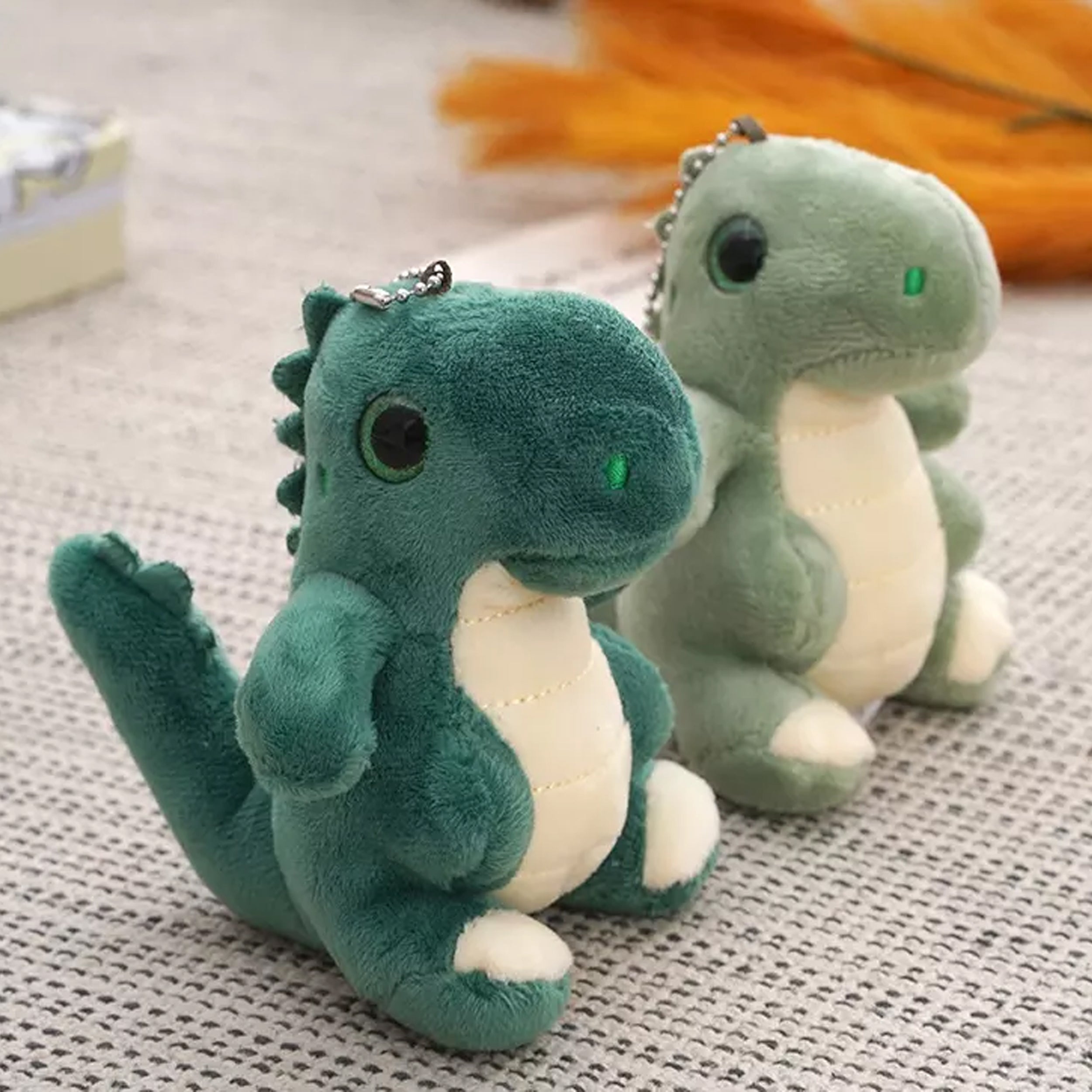 Adorable Big-Eyed Dinosaur Plush Toy Keychain - Assorted Colors