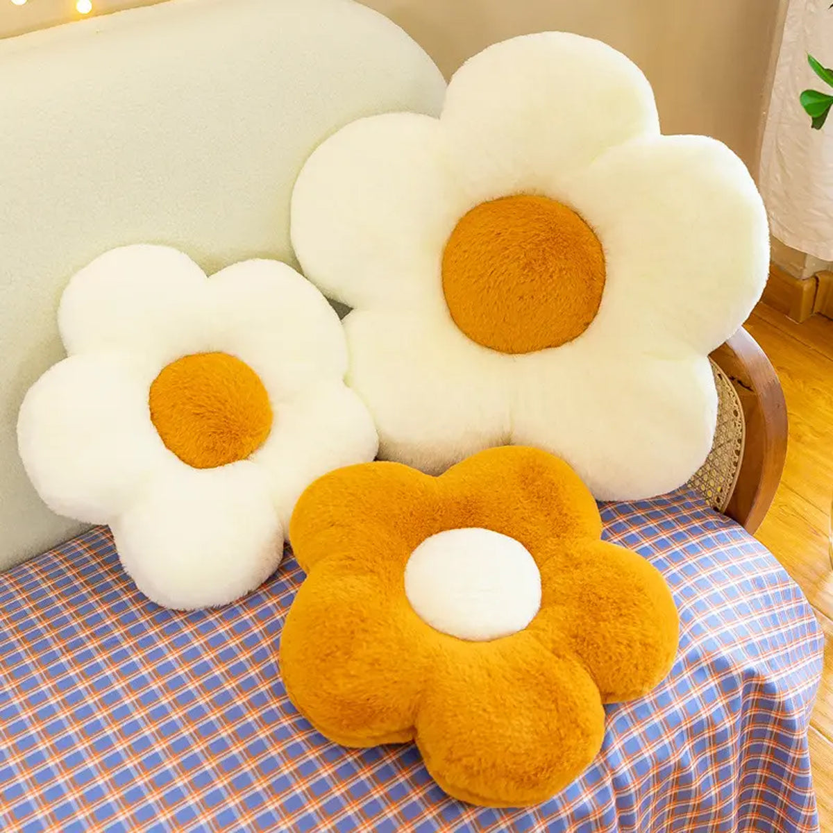 Soft Plush Cushion Sunflower Pillow - Cute and Comfortable Decorative Throw Pillow