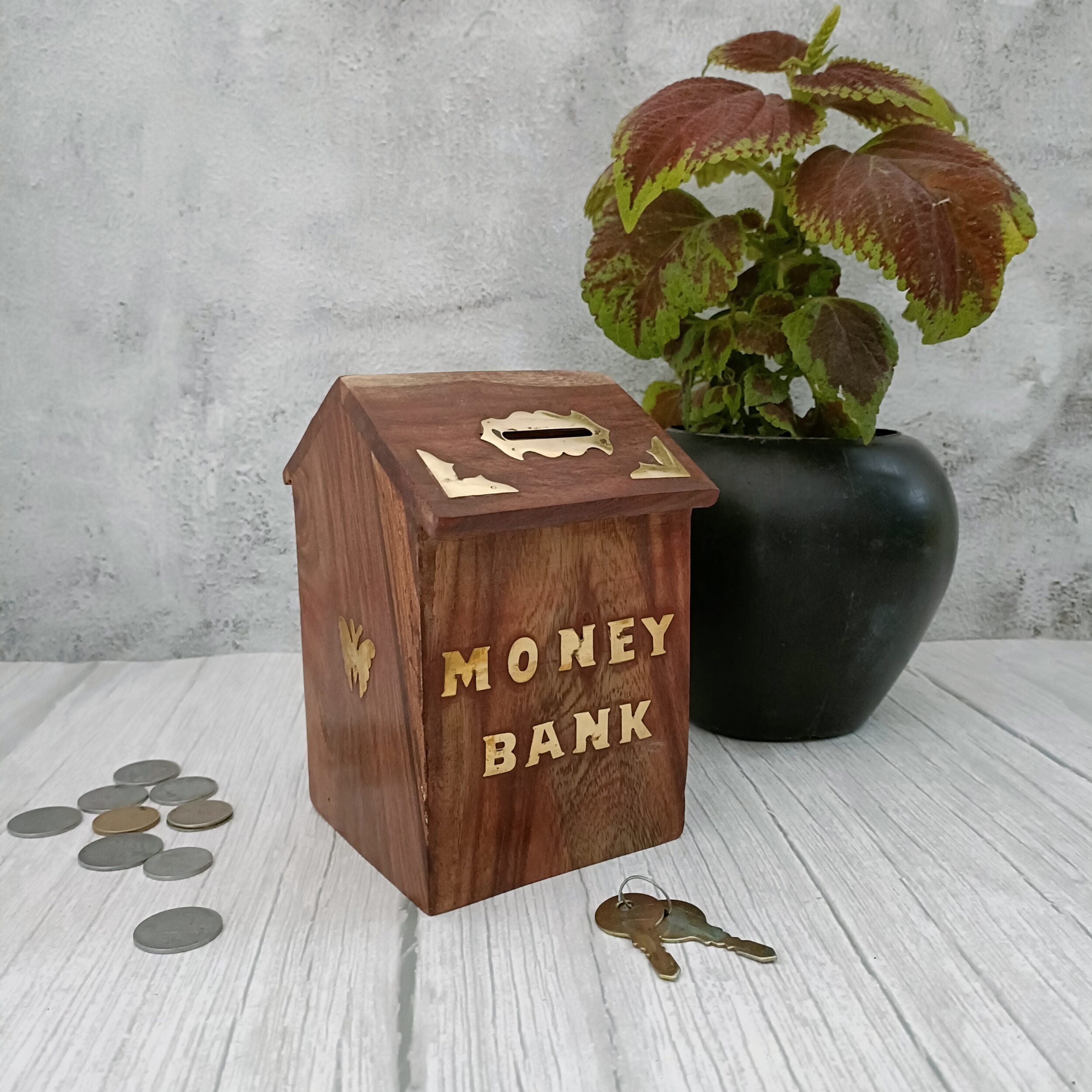 Wooden Hut Shaped Piggy Bank