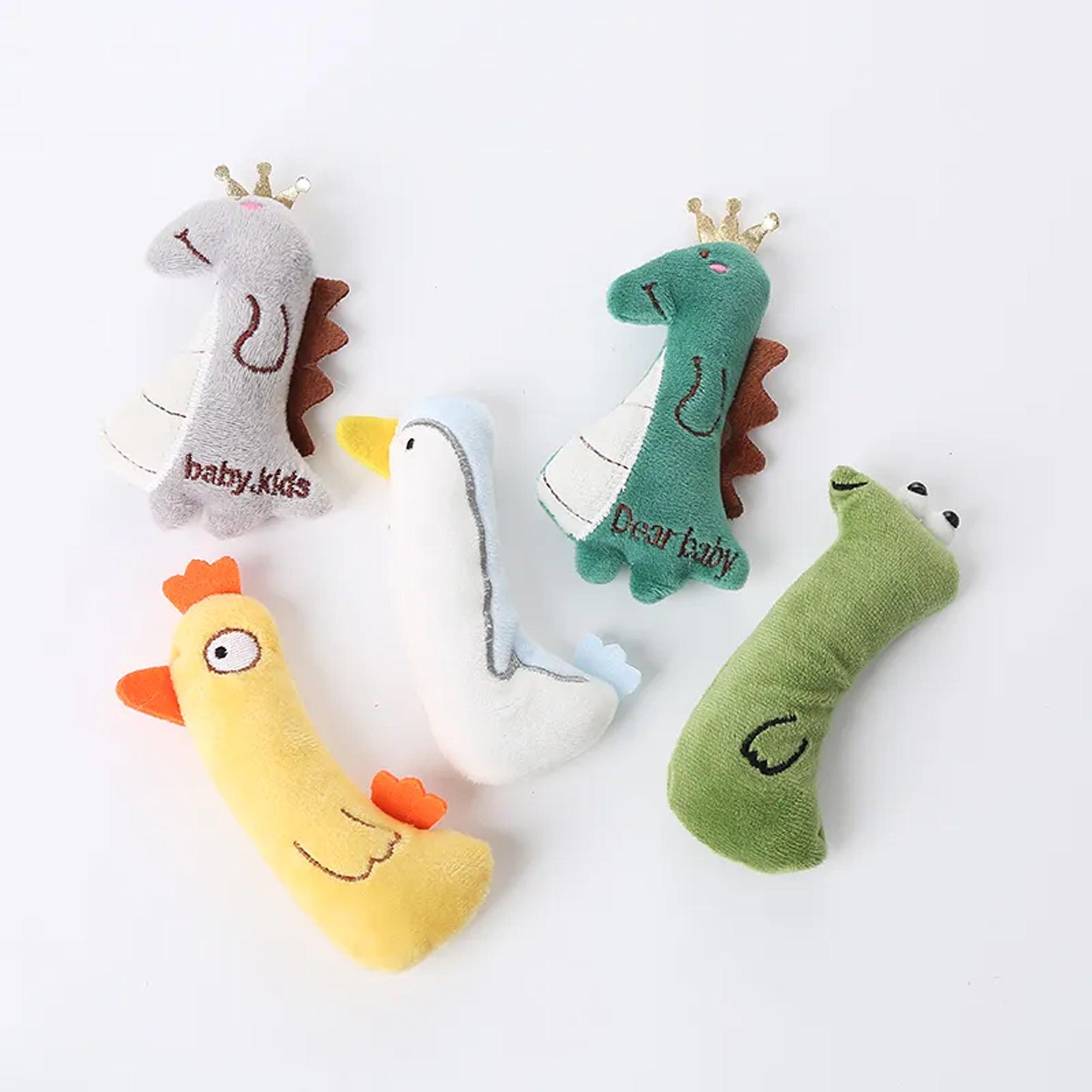 Make Playtime Fun with Our Animal Shaped Plush Catnip Cat Toy - Perfect for Your Feline Friend